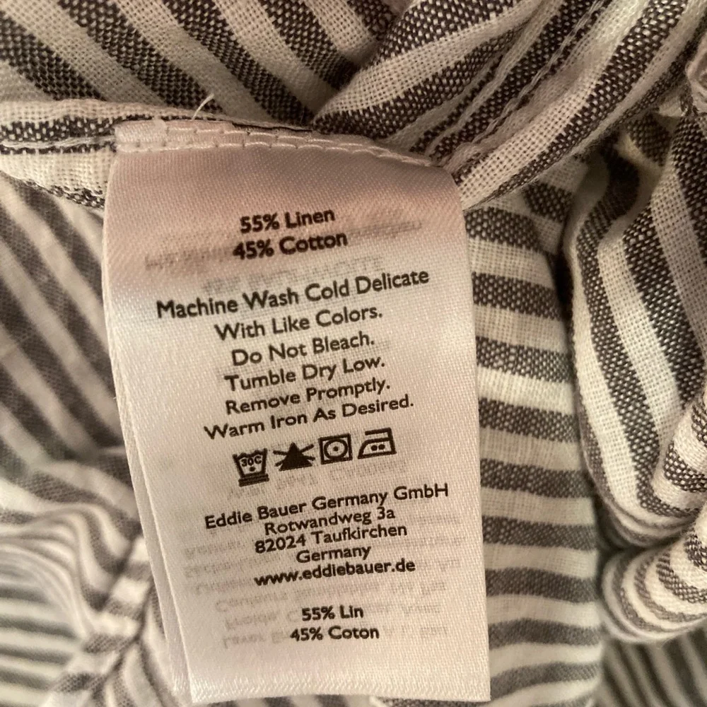 Eddie Bauer Black and White Striped V-Neck Tunic - Picture 3 of 4